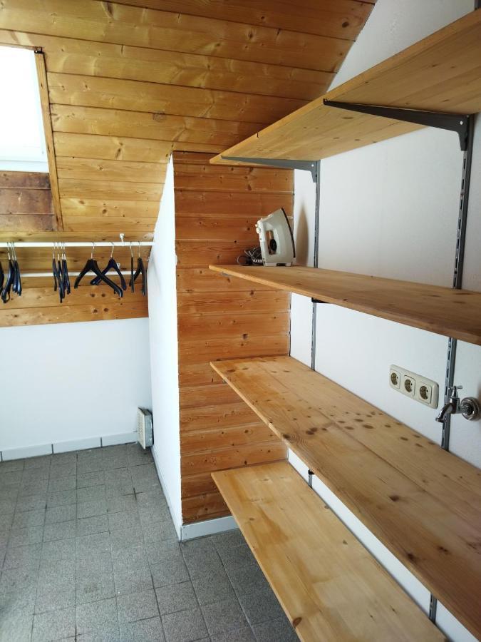 Aussergewoehnliche Atelierferienwohnung Mit Balkon An Der Donau Winzer Exterior photo