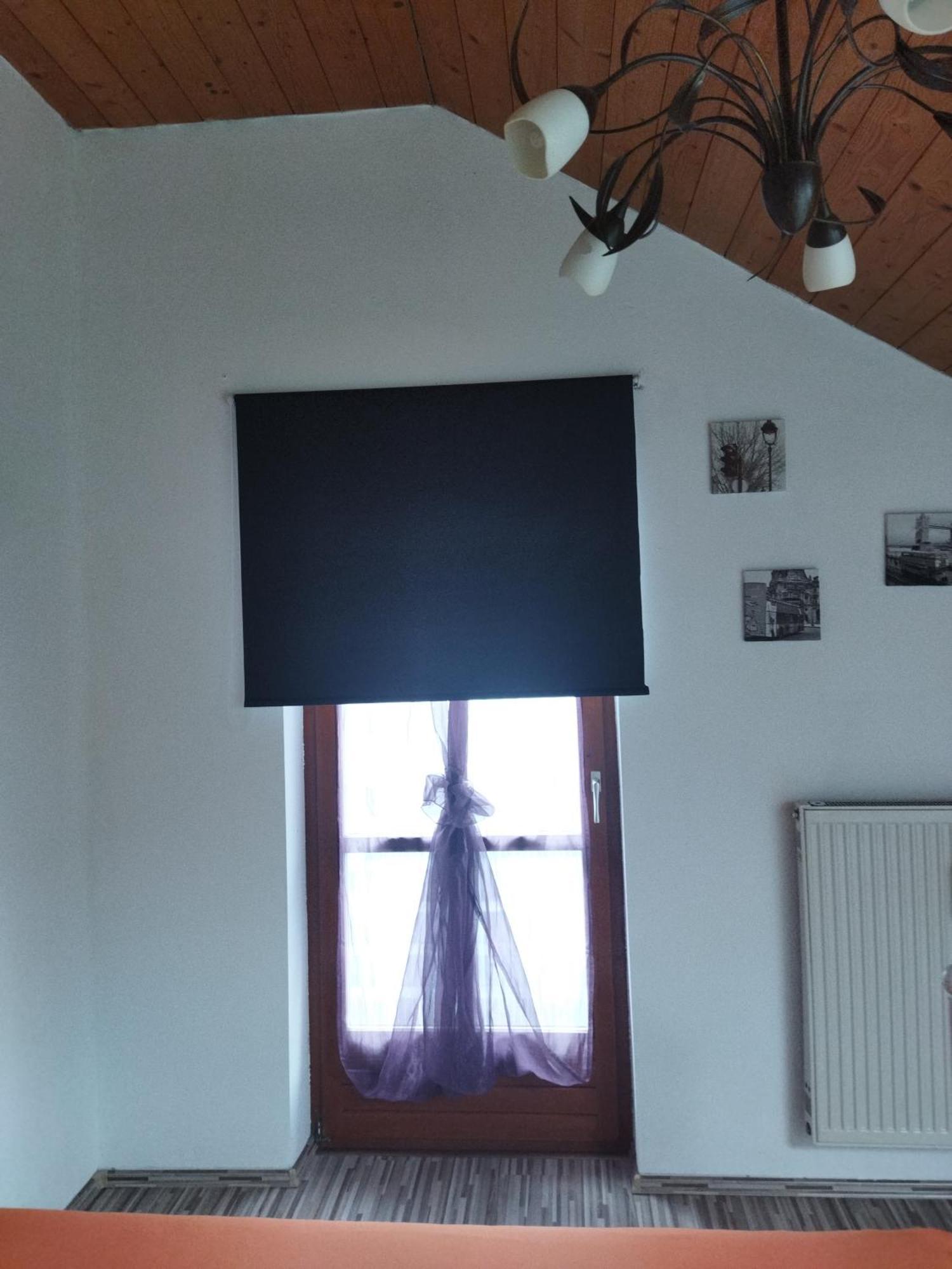 Aussergewoehnliche Atelierferienwohnung Mit Balkon An Der Donau Winzer Exterior photo
